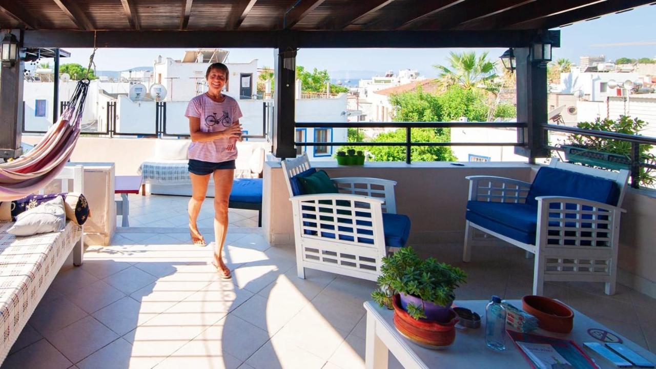 La Luna Hostel Bodrum ภายนอก รูปภาพ