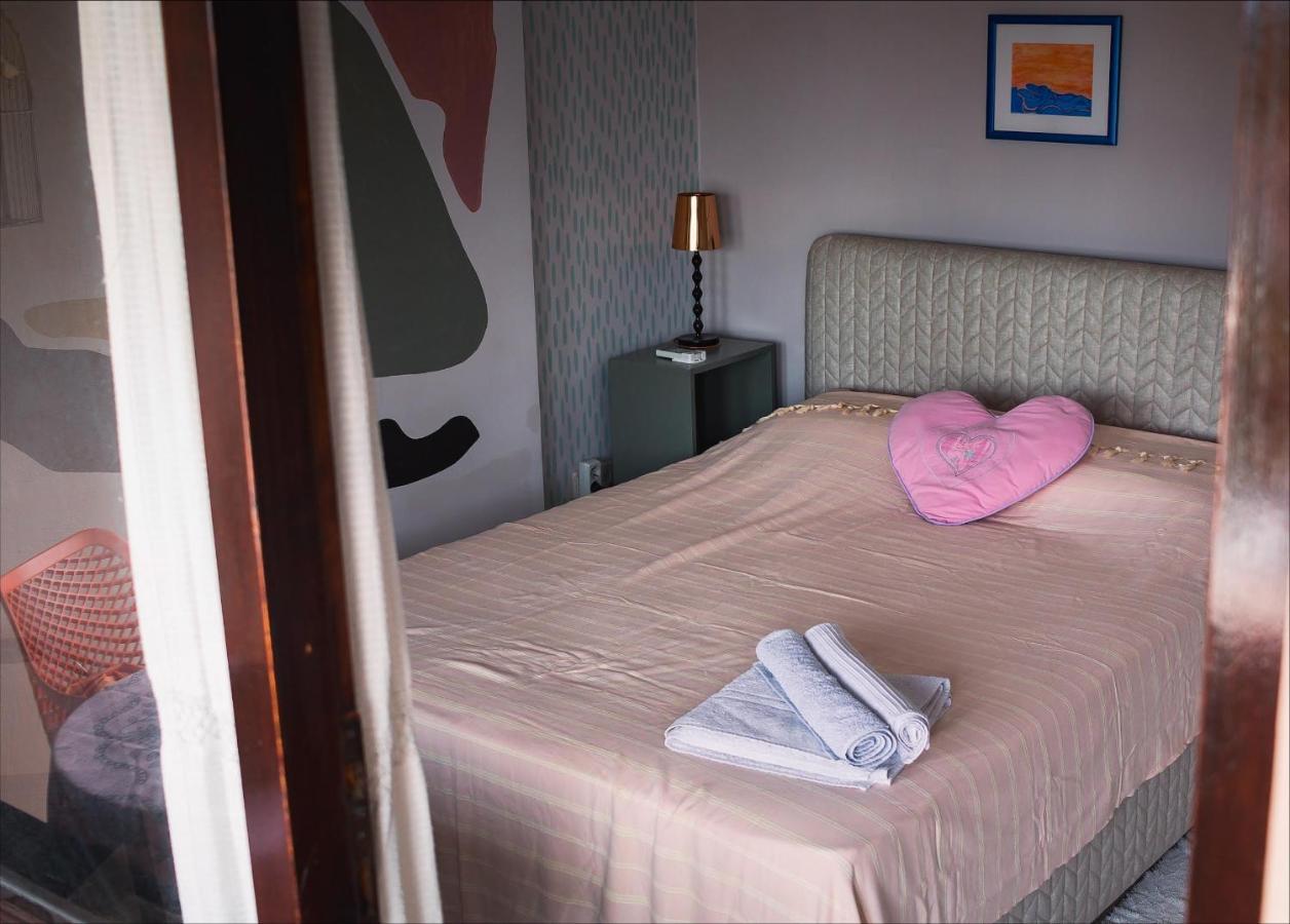 La Luna Hostel Bodrum ภายนอก รูปภาพ