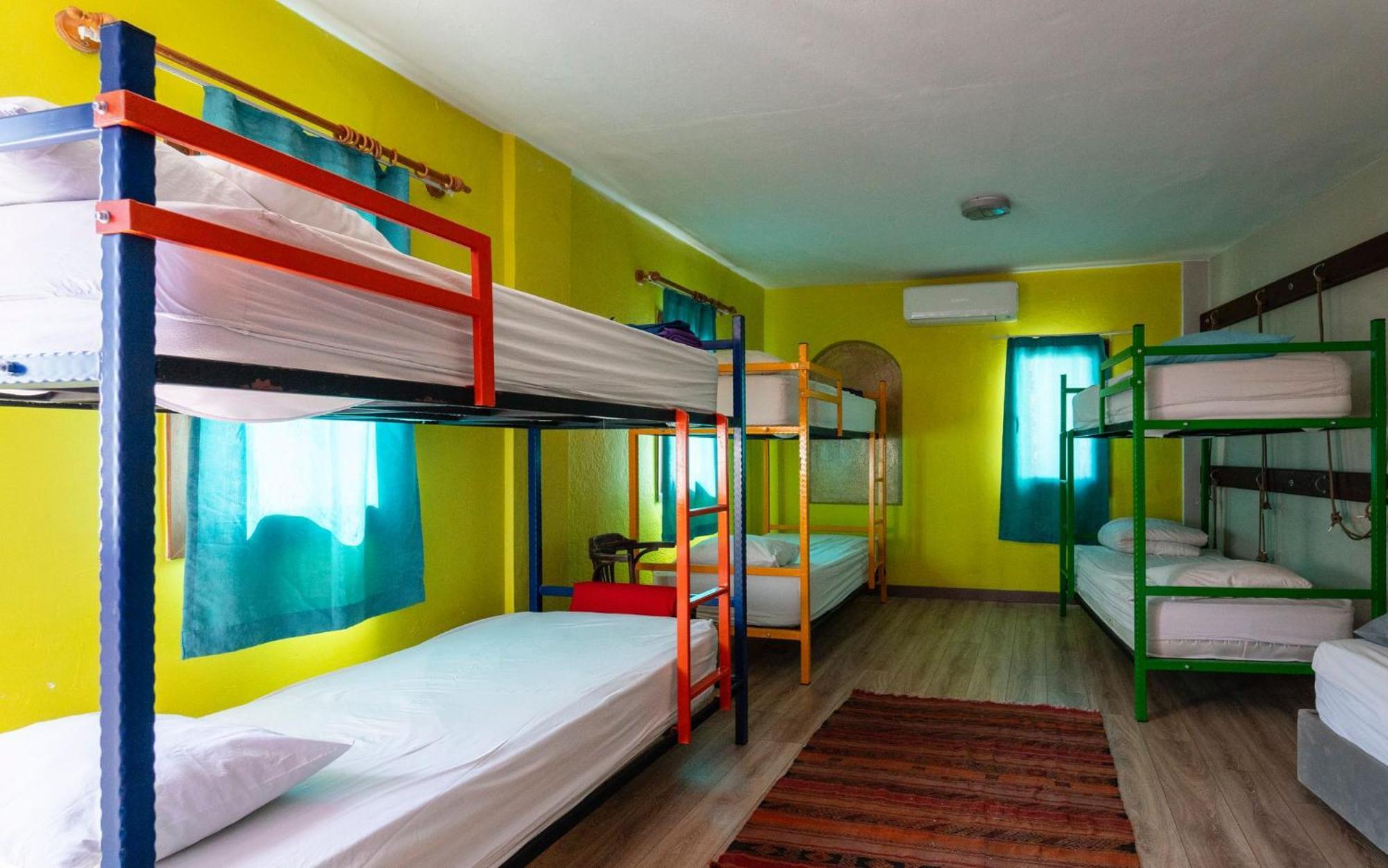 La Luna Hostel Bodrum ภายนอก รูปภาพ