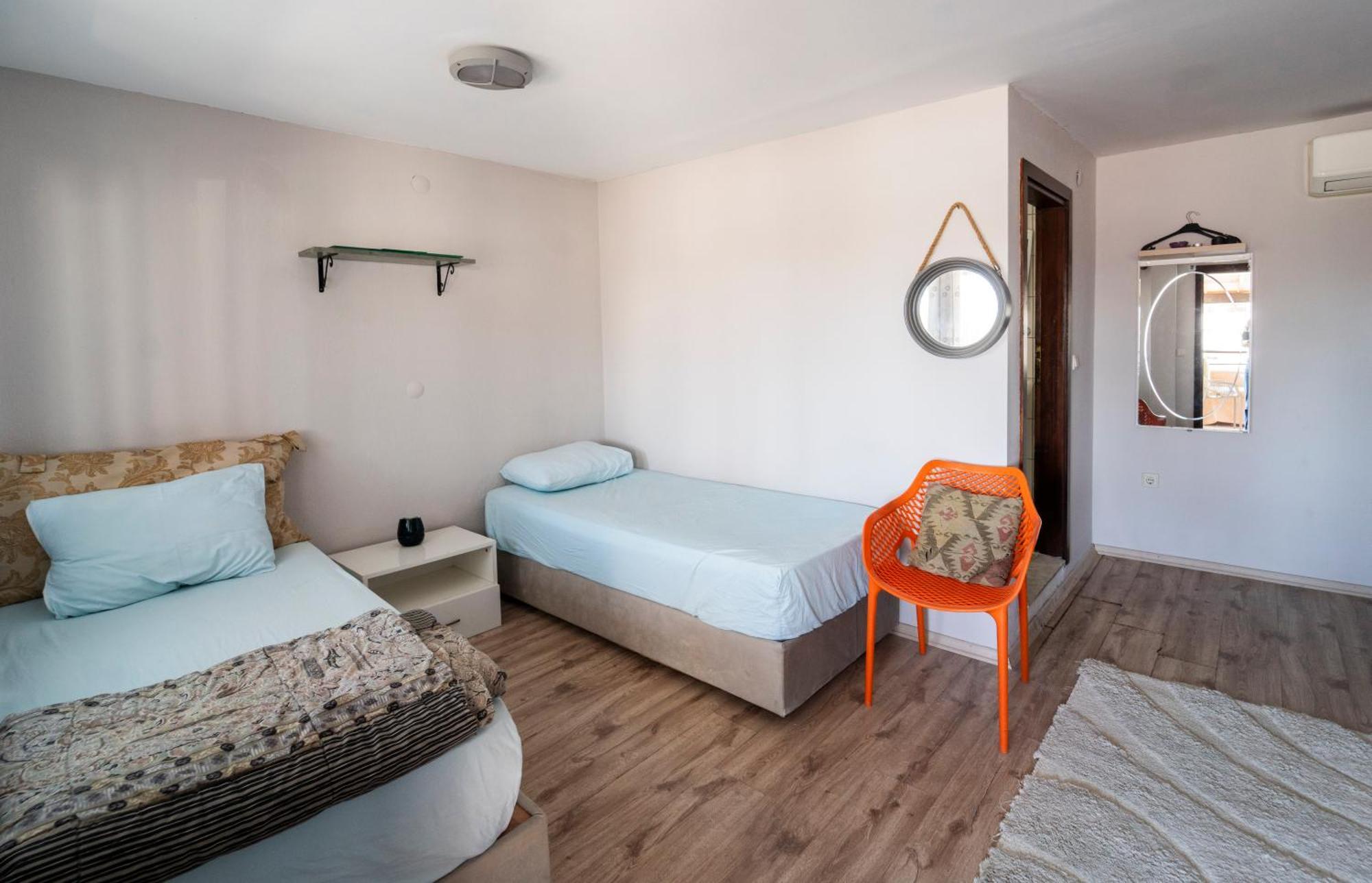 La Luna Hostel Bodrum ภายนอก รูปภาพ