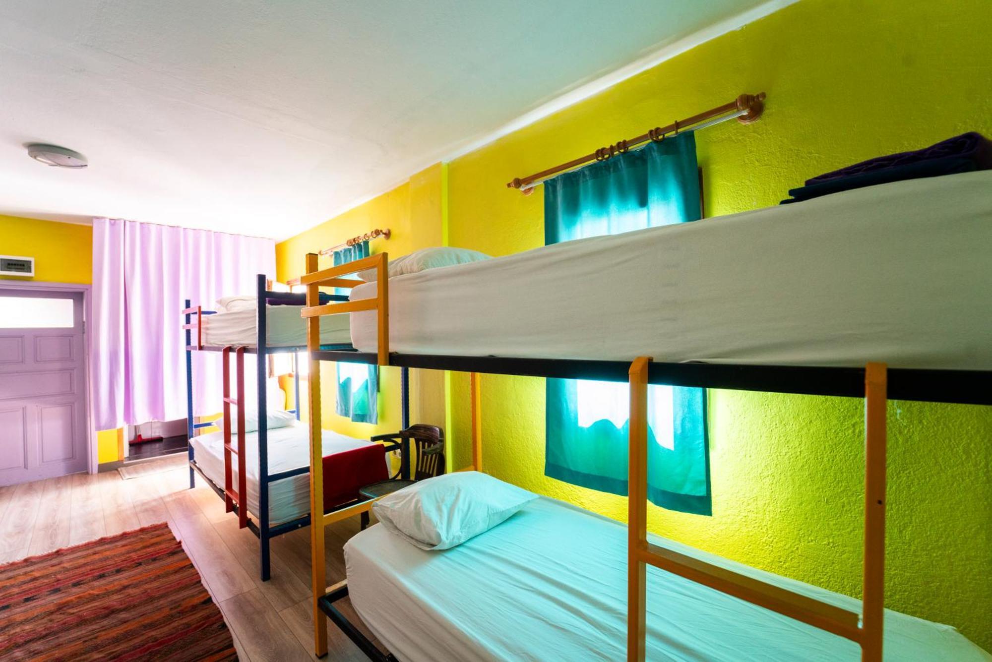 La Luna Hostel Bodrum ภายนอก รูปภาพ